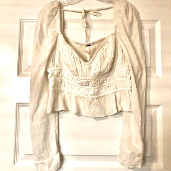 NWT FREE PEOPLE Chloe Ivory Cropped Peplum Smocked Peasant Top M - Picture 3 of 6